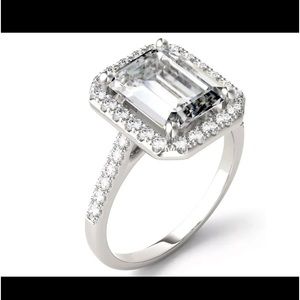 Charles and Colvard FOREVER ONE COLORLESS Halo Moissanite 14k BNWT